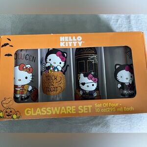 Hello kitty Halloween Glasswear set